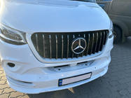 Mercedes Sprinter W907/W910 2018– Voorgrille Panamericana GT Chrome Premium V1 Met frame foto 4