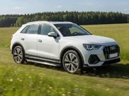 Audi Q3 2019–2025 BlackLine side steps (2 stuks, aluminium) foto 1