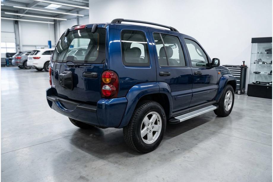 Jeep Cherokee/Liberty 2002–2007 Maya V2 zijtreden (2 st., aluminium) Foto 1