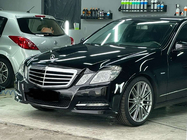 Mercedes E-klasse W212 2009–2016 Embleem met richtkruis (met opschrift) foto 2