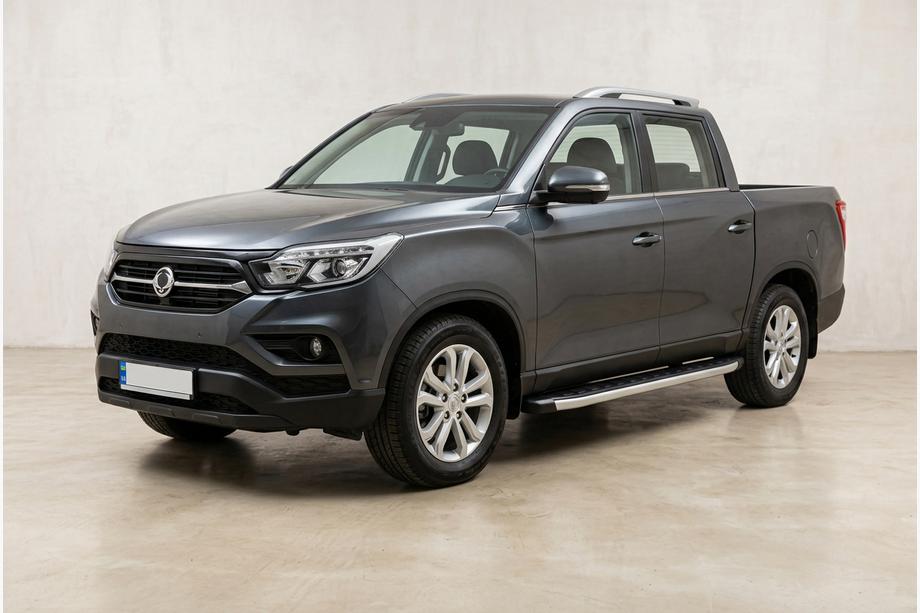 SsangYong Musso II 2018– Fullmond side steps (2 stuks, aluminium) Image