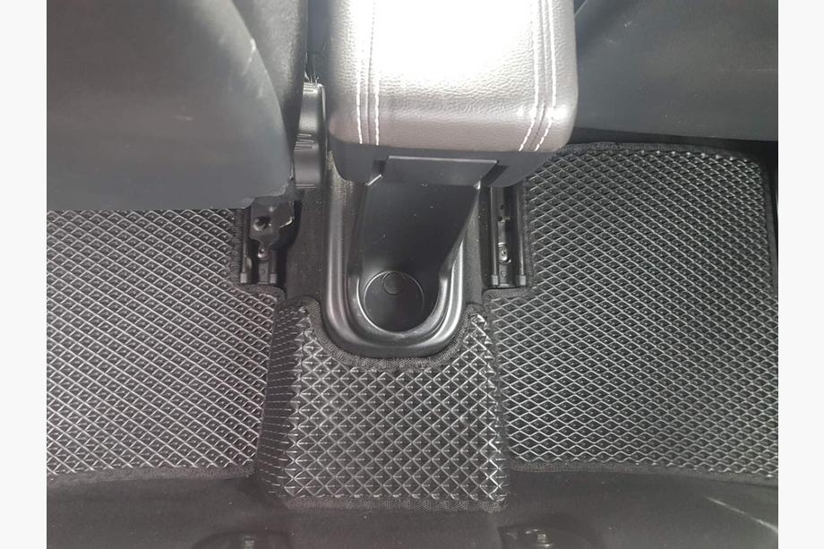 Renault Captur 2013–2019 EVA automatten (zwart) Foto 6