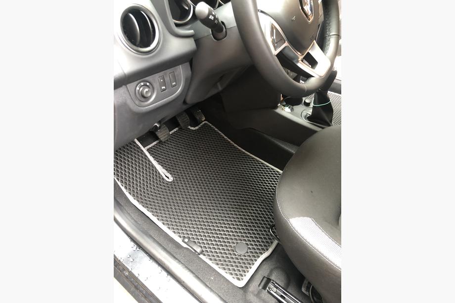 Renault Sandero 2013–2022 EVA automatten (zwart) Foto 1