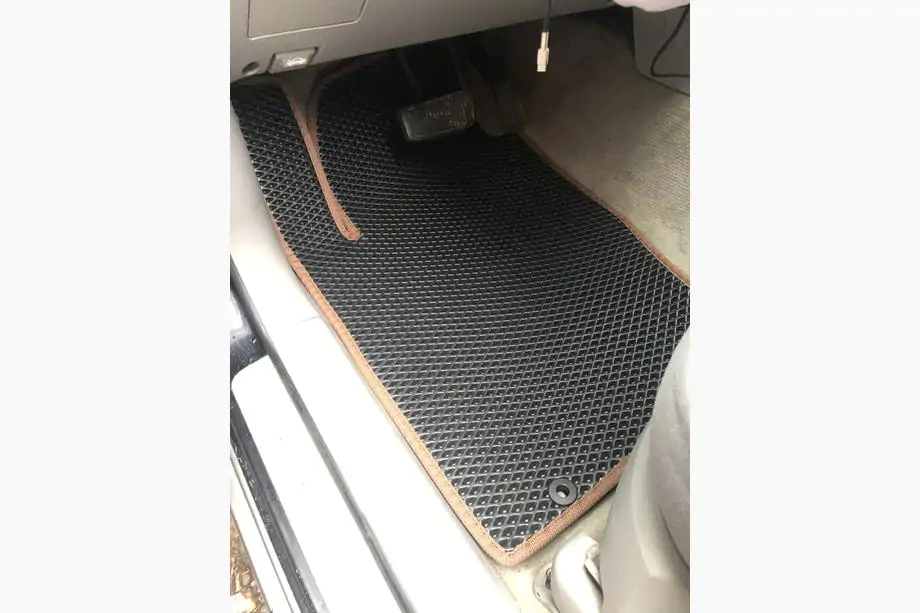 Kia Sorento I BL 2002–2009 EVA automatten (zwart) Image