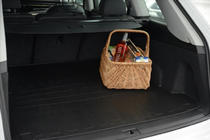 Audi Q7 2015–2026 Rubberen kofferbakmat (Stingray) foto 3