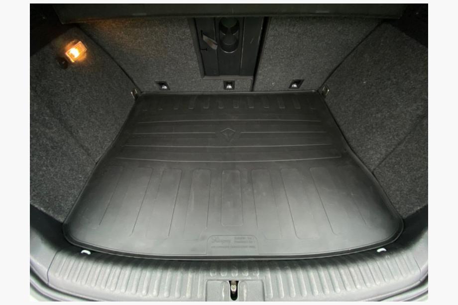 Volkswagen Tiguan 2007–2016 Rubberen kofferbakmat (Stingray) Image