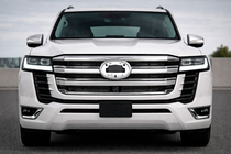 Toyota Land Cruiser 300 2021– Voorgrille MDL foto 1
