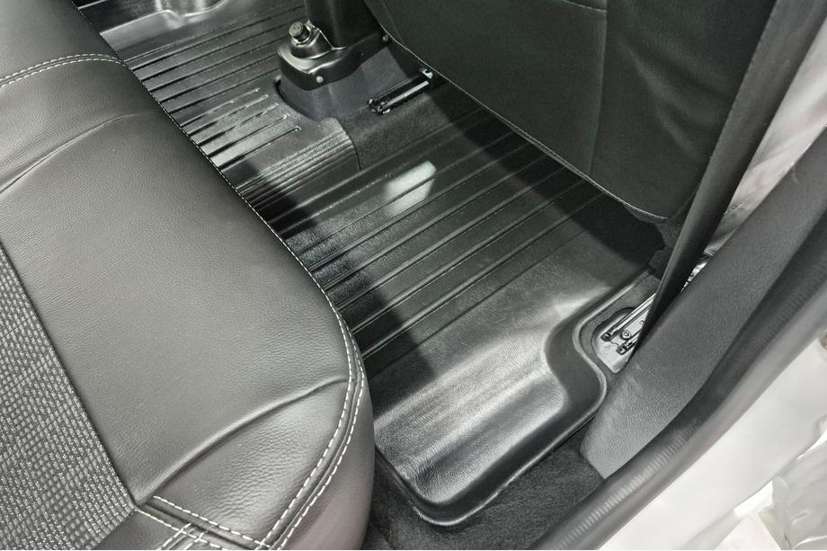 Renault Logan MCV 2013–2022 Stingray 3D automatten (5 stuks, polyurethaan) Foto 3