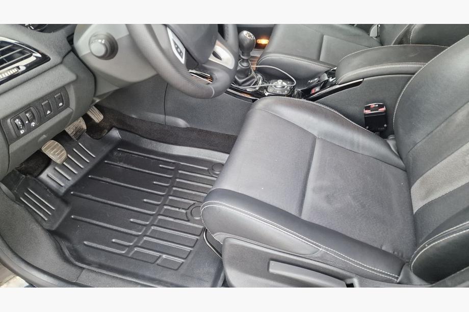 Renault Megane III 2009–2016 Stingray 3D automatten (5 stuks, polyurethaan) Foto 2