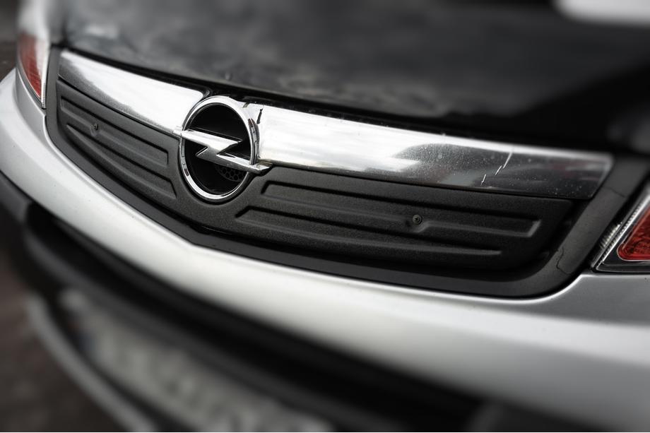 Opel Vivaro 2001–2015 Winterafdekking voor grille 2007-2015 (V2, bovenste) Mat Image