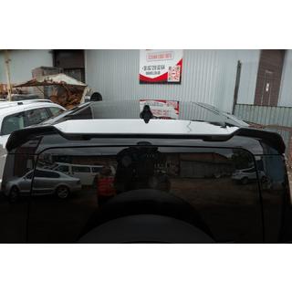 Spoiler V1 (zwart) Land Rover Defender 2019– foto 2