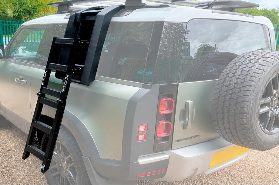 Land Rover Defender 2019– Zijsteps Image
