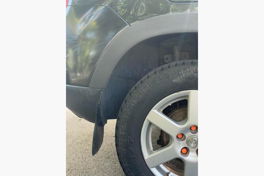 Dacia Duster 2008–2018 Wielkastverbreders (4 stuks, zwart ABS) Foto 8