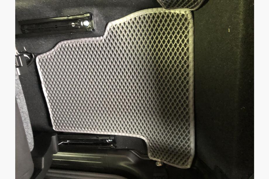 Suzuki Jimny 2018– EVA automatten (zwart) Image