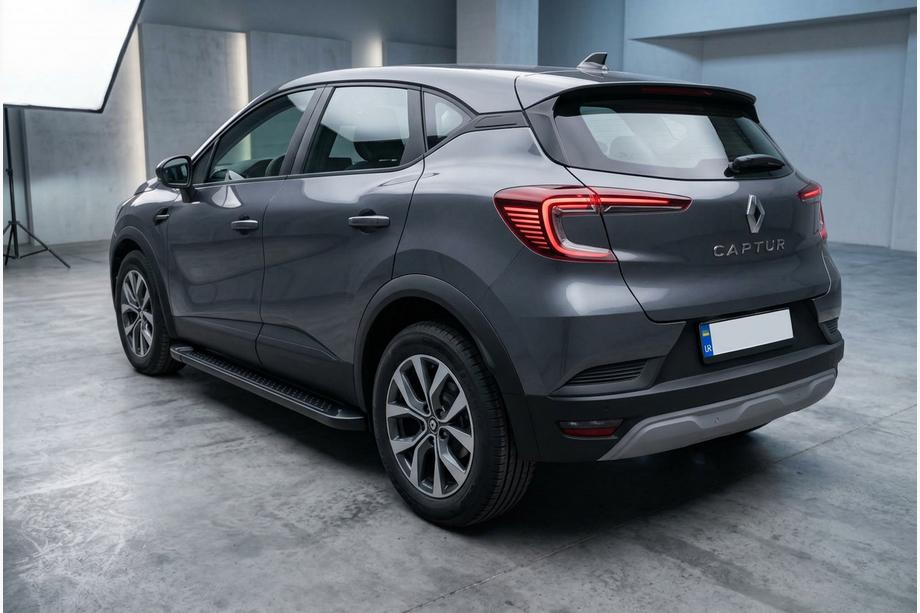 Renault Captur 2019– Allmond Black side steps (2 st., aluminium) Image