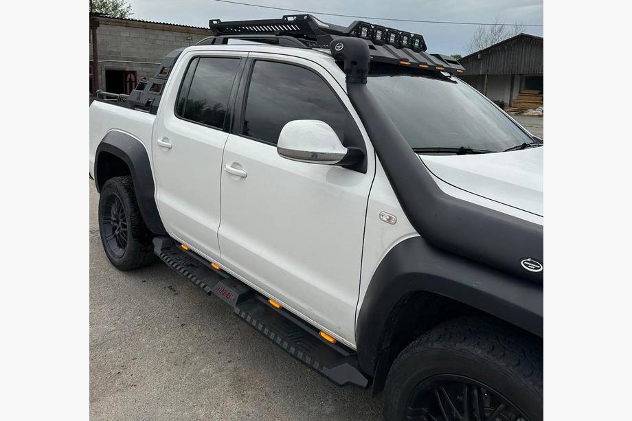 Volkswagen Amarok 2010–2022 Sidebars Dakar V2 met LED (2 stuks, metaal) Foto 5