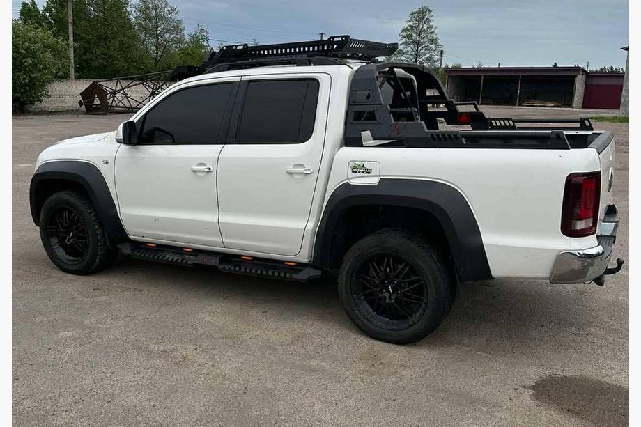 Volkswagen Amarok 2010–2022 Sidebars Dakar V2 met LED (2 stuks, metaal) Foto 9