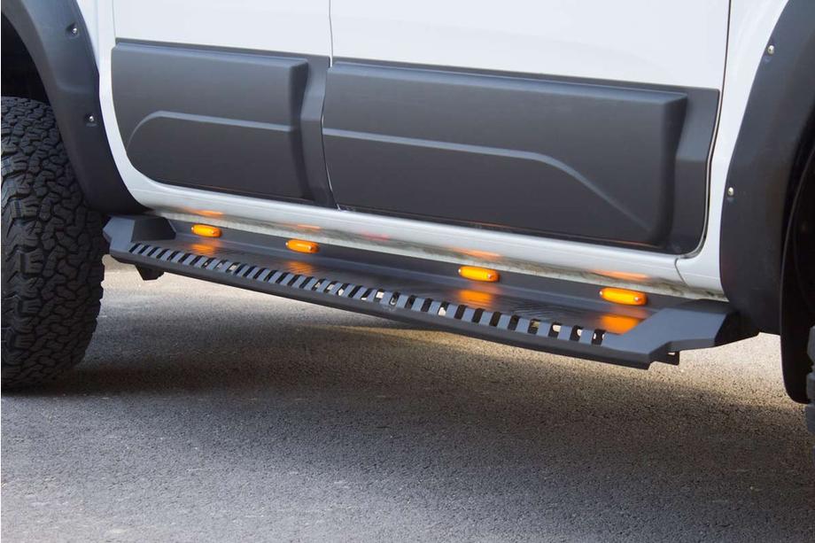 Volkswagen Amarok 2010–2022 Sidebars Dakar V1 met LED (2 st., metaal) Foto 2