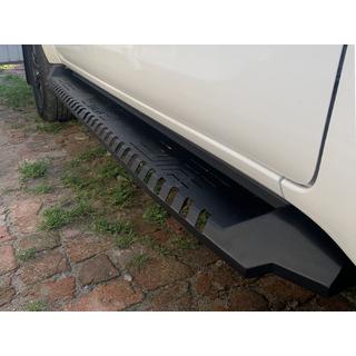 Sidebars Dakar V1 zonder LED (2 stuks, metaal) Toyota Hilux 2015– foto 2