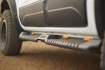 Nissan Navara/NP300 2016– Sidebars Dakar V2 met LED (2 stuks, metaal) foto 3