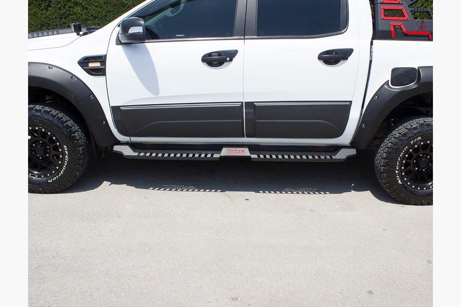 Nissan Navara/NP300 2016– Side steps Dakar V2 zonder LED (2 stuks, metaal) Foto 2