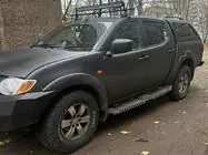 Mitsubishi L200 2015–2024 Dakar V2 side steps met LED (2015-2019, 2 stuks, metaal) foto 1