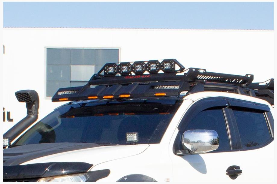 Mitsubishi L200 2006–2015 Voorruit zonneklep Dakar (LED) Image