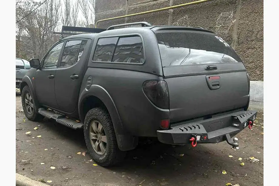 Mitsubishi L200 2006–2015 Versterkte achterbumper Dakar V1 (2010-2015) Image