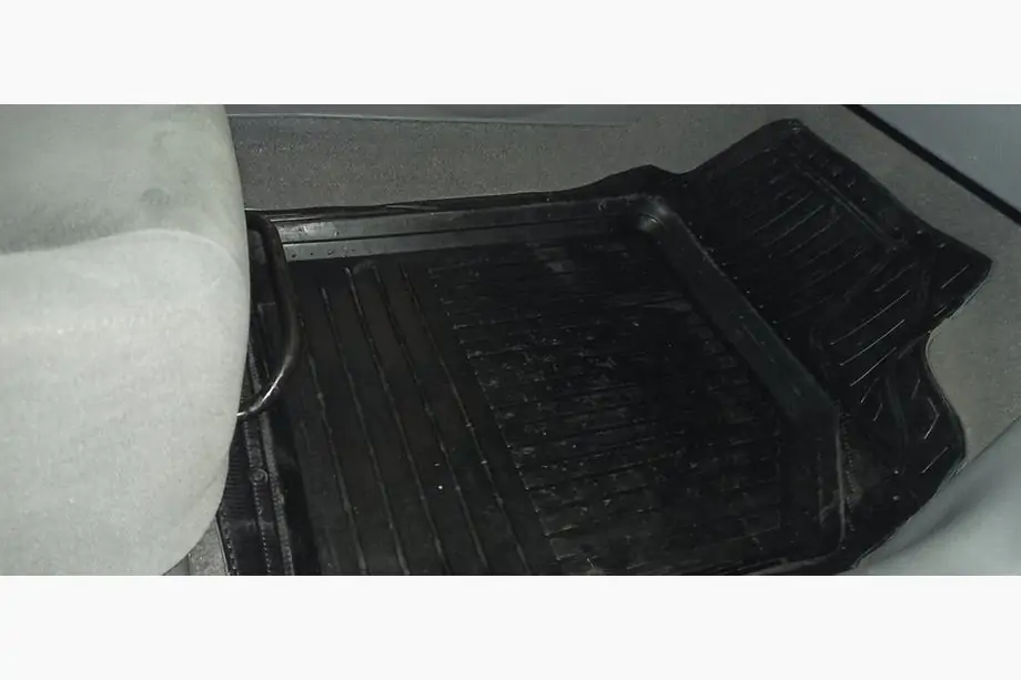 Chevrolet Lacetti 2003–2024 Rubberen automatten met opstaande rand (5 stuks, Polytep) Image