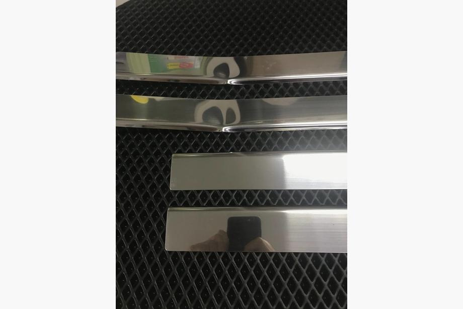 Mercedes E-class W124 1984–1997 AFGEPRIJSD! Carmos dorpellijsten (set 4 stuks, RVS) Foto 2