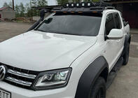 Volkswagen Amarok 2010–2022 Voorruitvizier voor dakdrager DAKAR (LED) foto 3