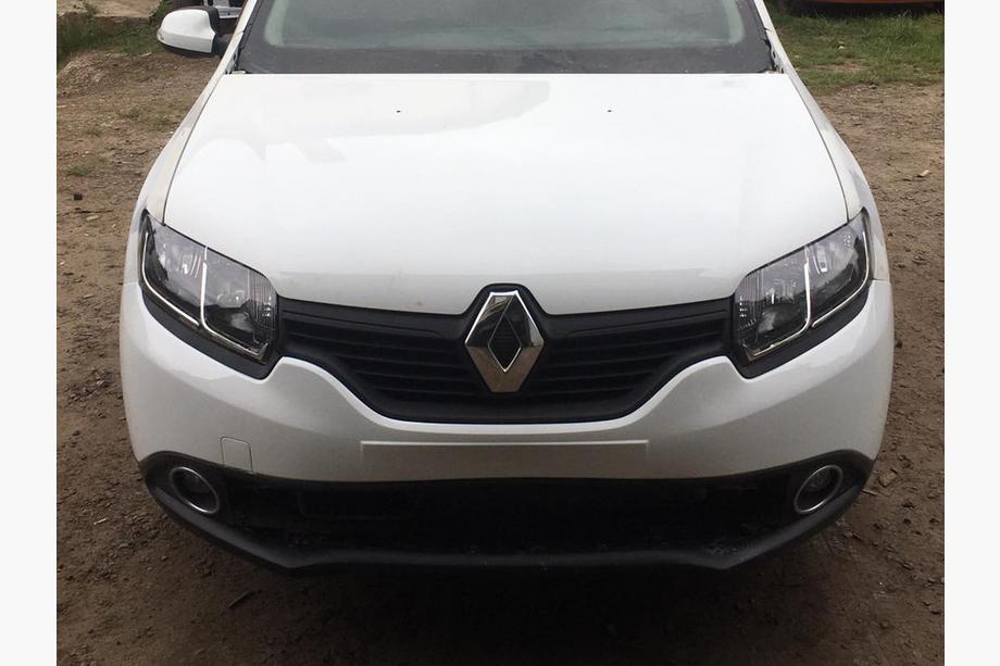 Renault Logan II 2013–2022 Embleem (Turkije) Foto 2