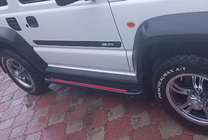 Suzuki Jimny 2018– Side steps Maya Red (2 stuks, aluminium) foto 1