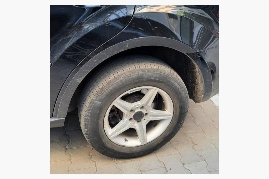 Mercedes ML W164 2005–2011 Wielkastverbreders (set van 4, zwart, ABS-kunststof) Foto 2