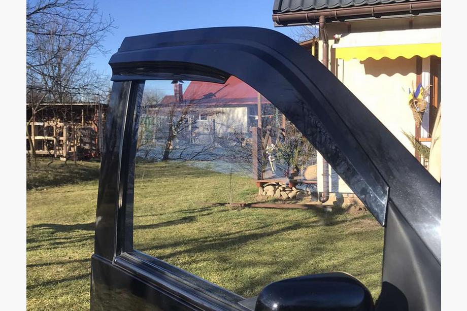 Mercedes Vito W638 1996–2003 Raamwindschermen (set van 2, Sunplex Sport) Foto 4