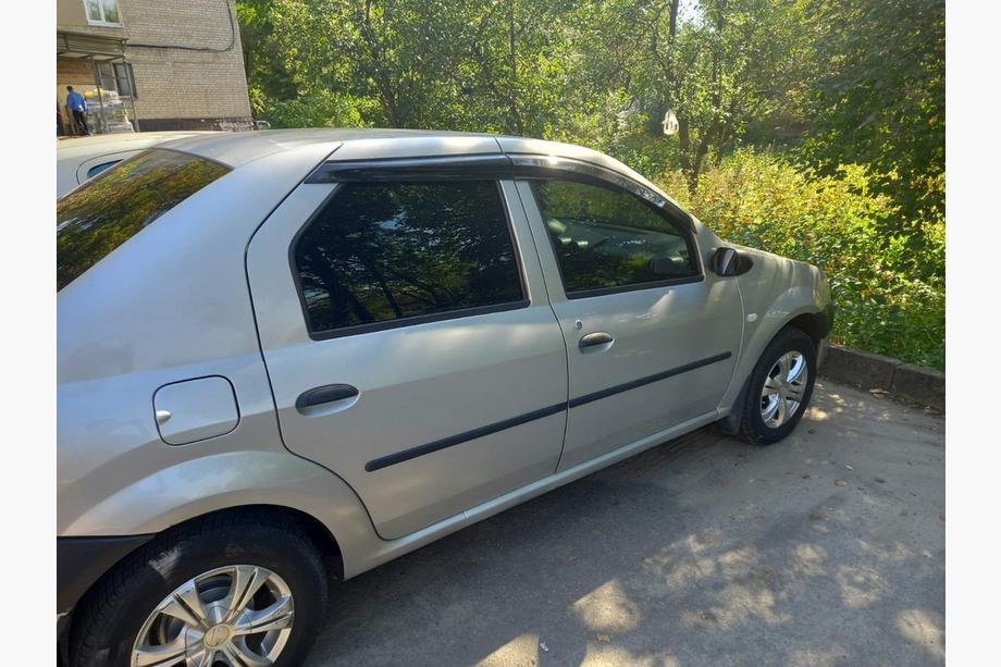 Dacia Logan I 2008–2012 Raamdeflectoren (4 stuks, Sunplex Sport) Foto 4