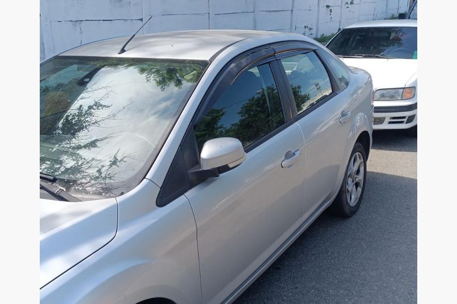 Ford Focus II 2008–2011 Raamwindschermen SD/HB (4 stuks, Sunplex Sport) Image