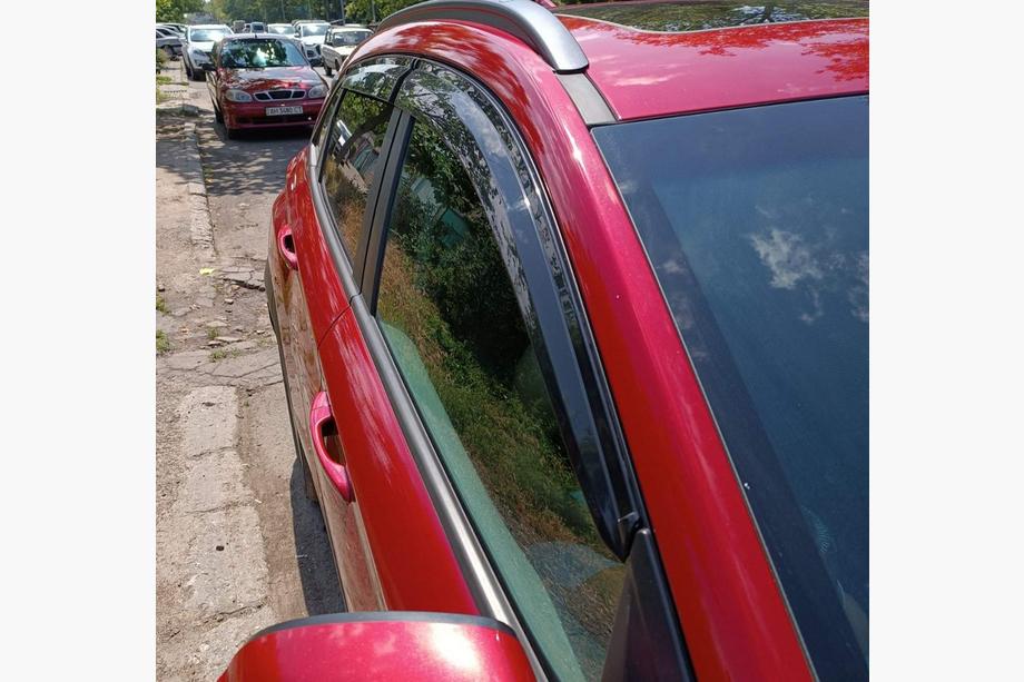 Hyundai Kona 2017–2023 Raamdeflectoren (4 stuks, Sunplex Sport) Foto 11