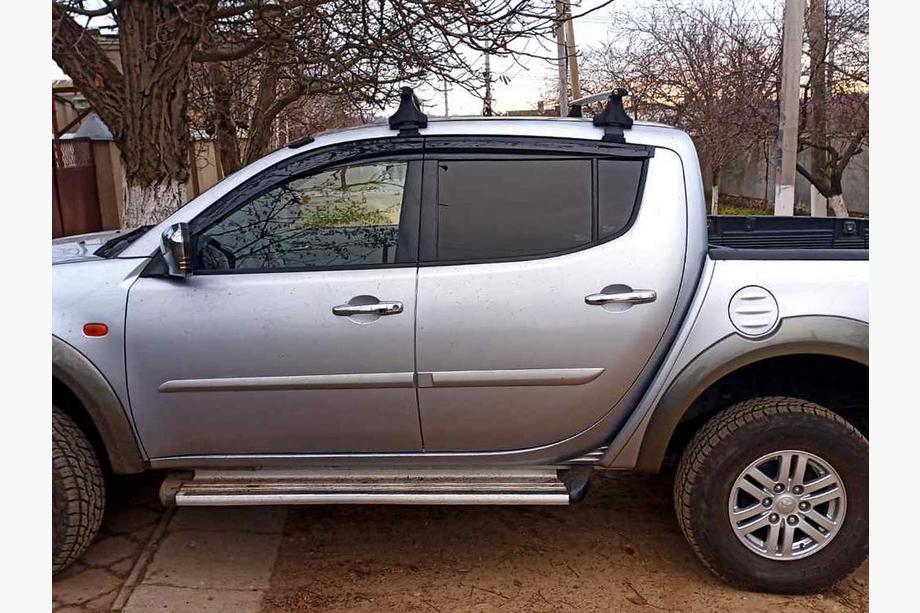 Mitsubishi L200 2006–2015 Raamdeflectoren (4 stuks, Sunplex Sport) Image