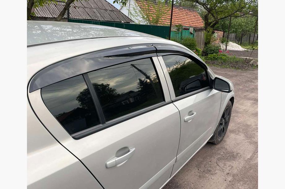 Opel Astra H 2004–2013 Raamwindschermen HB (set 4 stuks, Sunplex Sport) Image