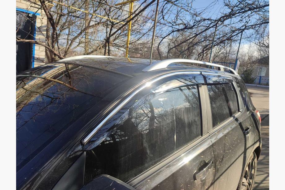 Nissan Qashqai 2010–2014 Raamdeflectoren met chromen sierlijst (4 stuks, Sunplex Chrome) Foto 5