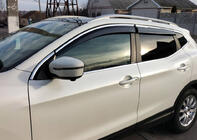 Nissan Qashqai 2014–2021 Raamdeflectoren met chromen sierlijst (4 stuks, Sunplex Chrome) foto 1