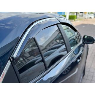 Raamdeflectoren met chromen sierlijst (4 stuks, Sunplex Chrome) Toyota Corolla 2019– foto 1