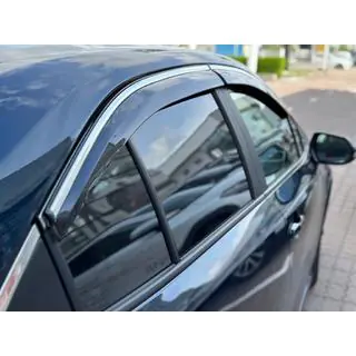 Raamdeflectoren met chromen sierlijst (4 stuks, Sunplex Chrome) foto 1