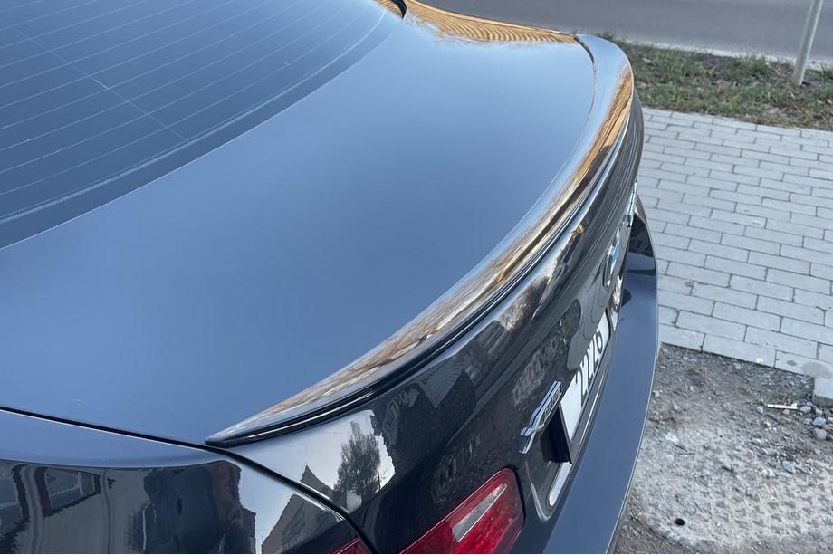 BMW 5 Serie F10/F11 2010–2016 Lipspoiler Sunplex (voor F10, zwart) Foto 2