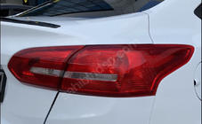Ford Focus III 2011–2017 Sedan lip spoiler (Sunplex, zwart) (107,2 cm x 5,5 cm) foto 3