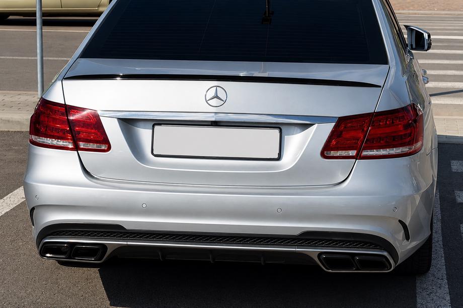 Mercedes E-klasse W212 2009–2016 LIP-spoiler (Sunplex, zwart) (130,5 cm x 5,8 cm) Image
