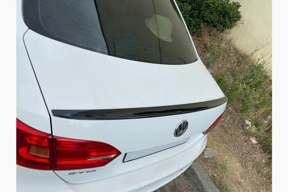 Volkswagen Jetta 2011–2018 LIP-spoiler (Sunplex, zwart) (115,8 cm x 6,3 cm) Foto 3