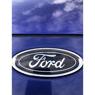 Voorembleem 2015-2017 112 mm/47 mm (zelfklevend) Ford Focus III 2011–2017 foto 3