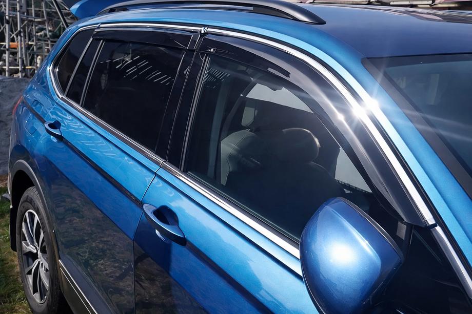 Volkswagen Tiguan 2016–2023 Raamwindschermen Allspace LWB (4 stuks, HIC) Foto 1